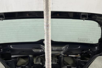 Malle/Hayon arriere SUZUKI SWIFT 3