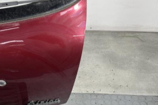 Malle/Hayon arriere DAIHATSU SIRION 1