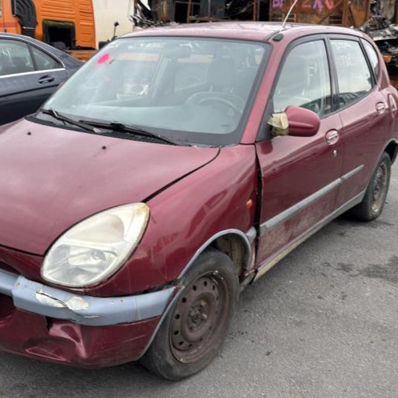 Malle/Hayon arriere DAIHATSU SIRION 1 Photo n°9