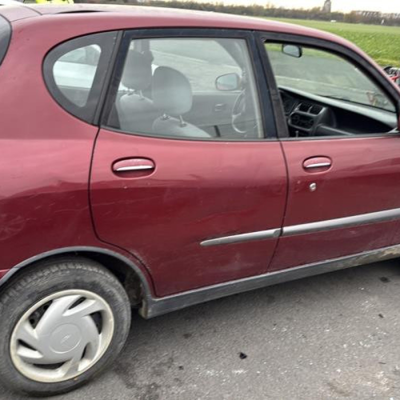 Malle/Hayon arriere DAIHATSU SIRION 1 Photo n°16