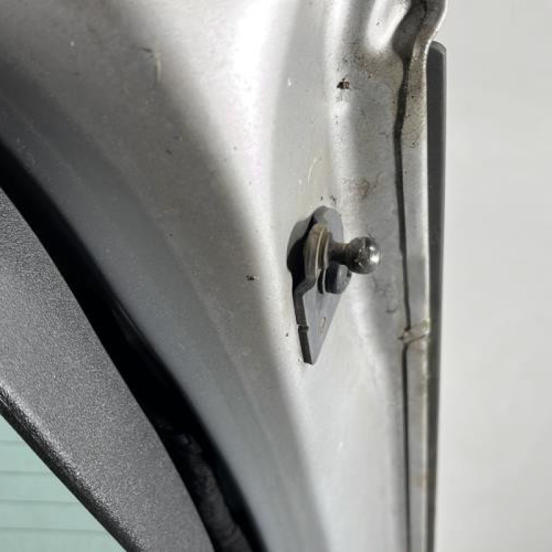 Malle/Hayon arriere CITROEN C4 GRAND PICASSO 1 Photo n°8