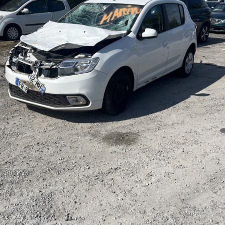 DACIA SANDERO 2 PHASE 2 1.0i - 12V SCE 100 Photo n°1
