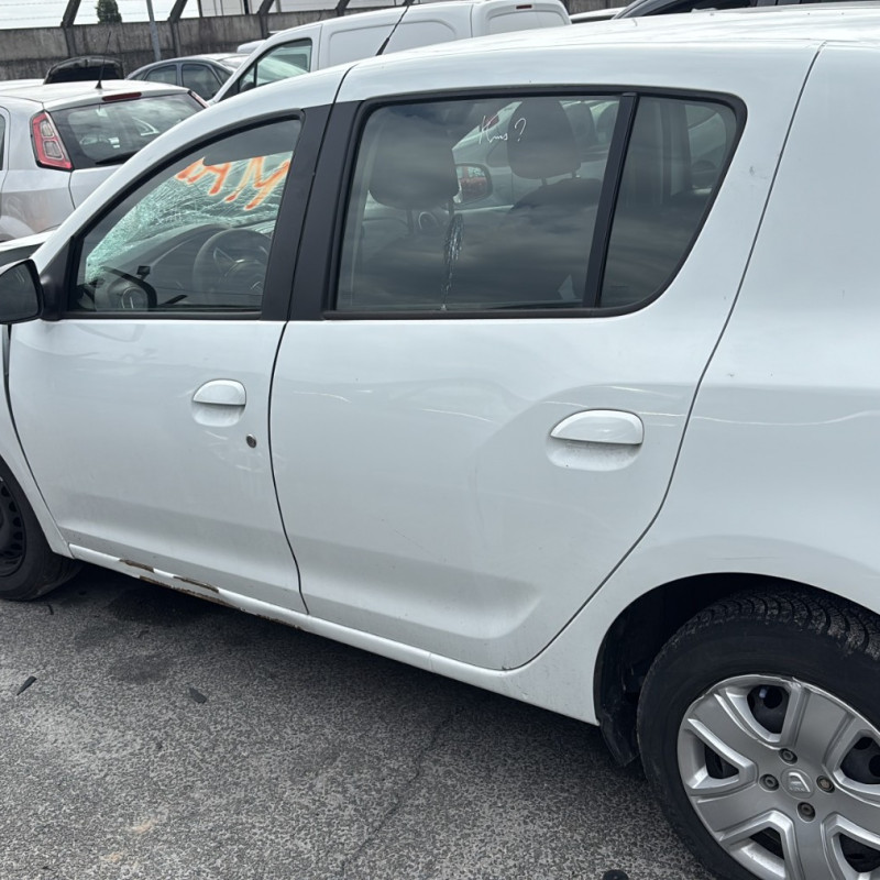 DACIA SANDERO 2 PHASE 2 1.0i - 12V SCE 100 Photo n°15