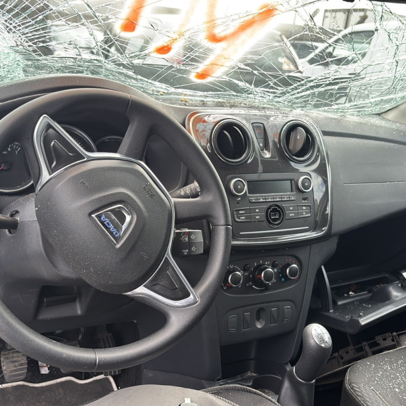 DACIA SANDERO 2 PHASE 2 1.0i - 12V SCE 100 Photo n°23