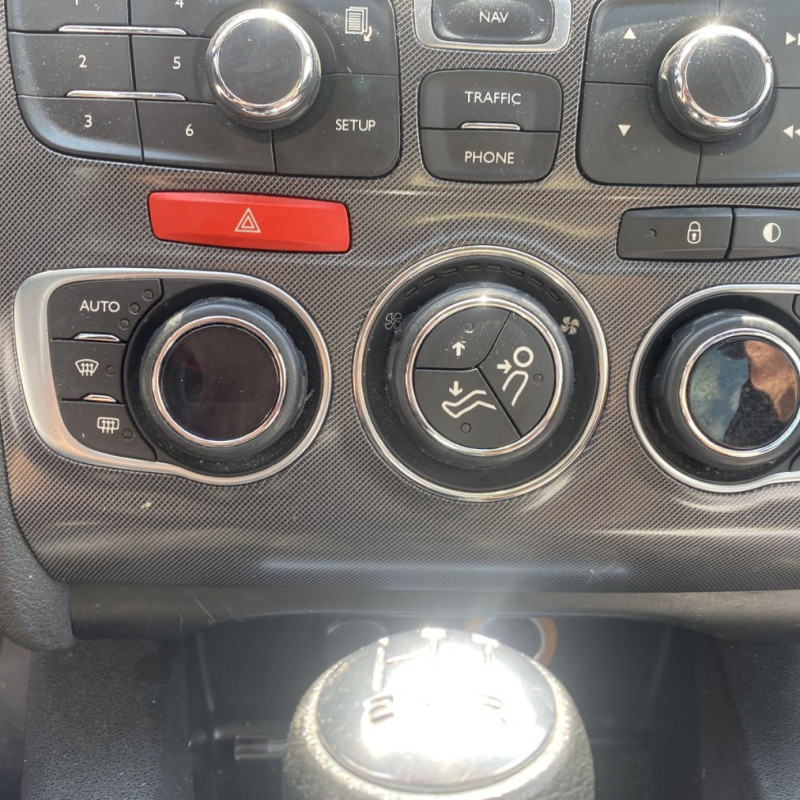 CITROEN C4 2 PHASE 1 1.6 HDI - 8V TURBO Photo n°9