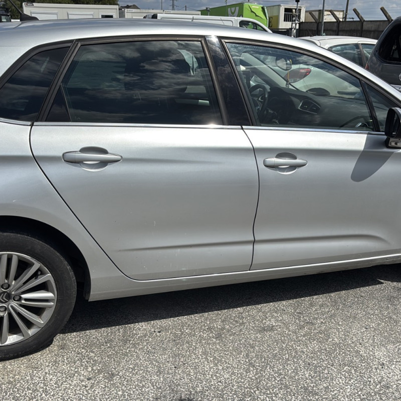 CITROEN C4 2 PHASE 1 1.6 HDI - 8V TURBO Photo n°18