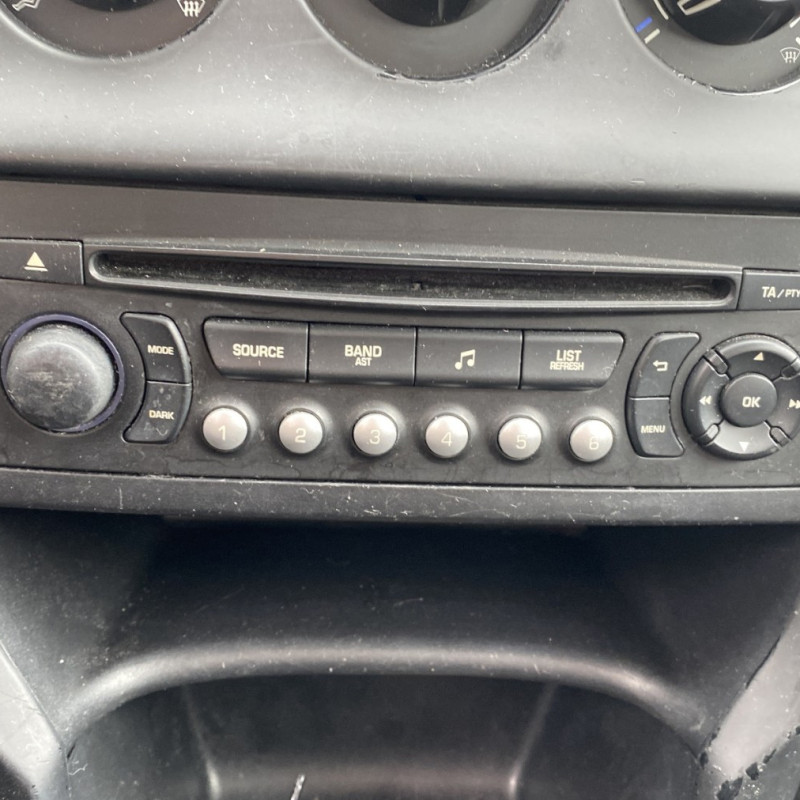 CITROEN C3 2 PHASE 2 1.6 HDI - 8V TURBO Photo n°8