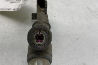 Pretensionneur de ceinture avant droit RENAULT TRAFIC 2