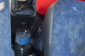 Vitre avant droit IVECO DAILY 3