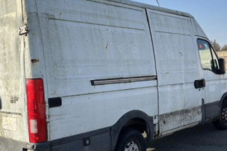 Face avant IVECO DAILY 3