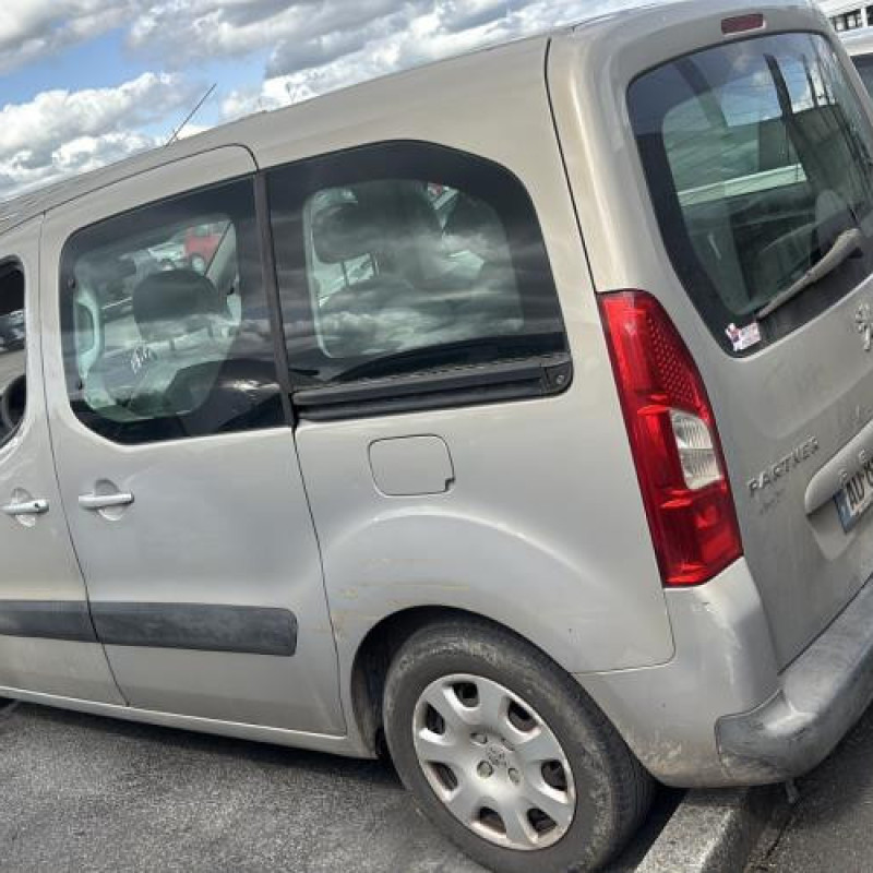 Aile avant gauche PEUGEOT PARTNER 2 Photo n°12
