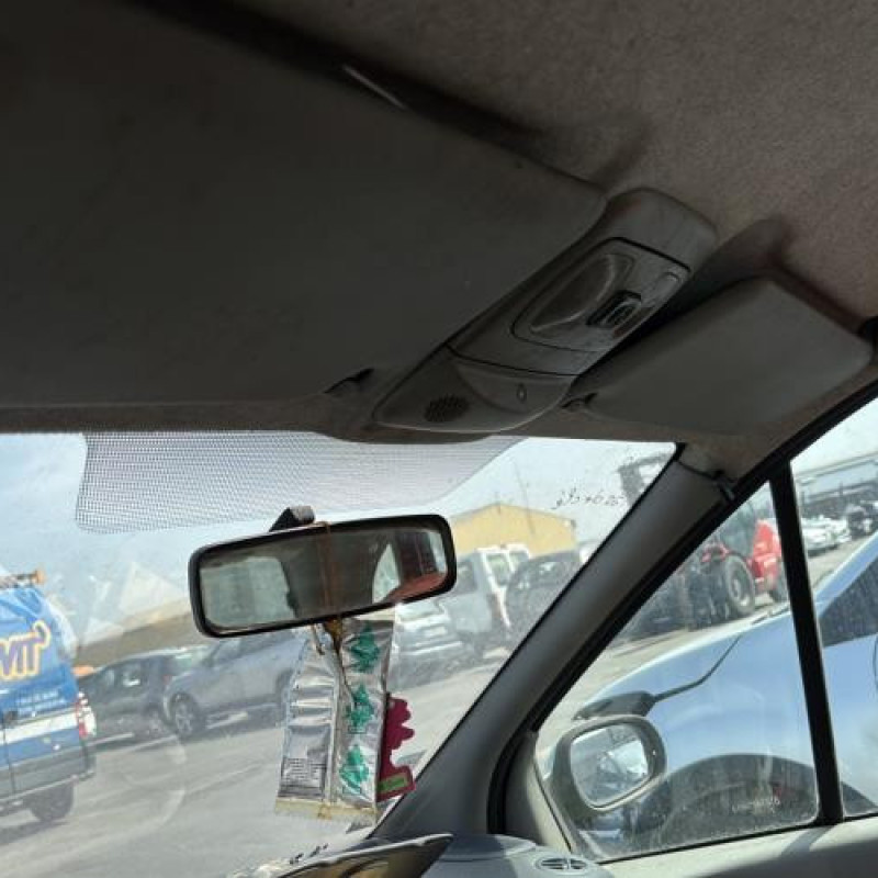 Aile avant gauche RENAULT SCENIC 1 Photo n°15
