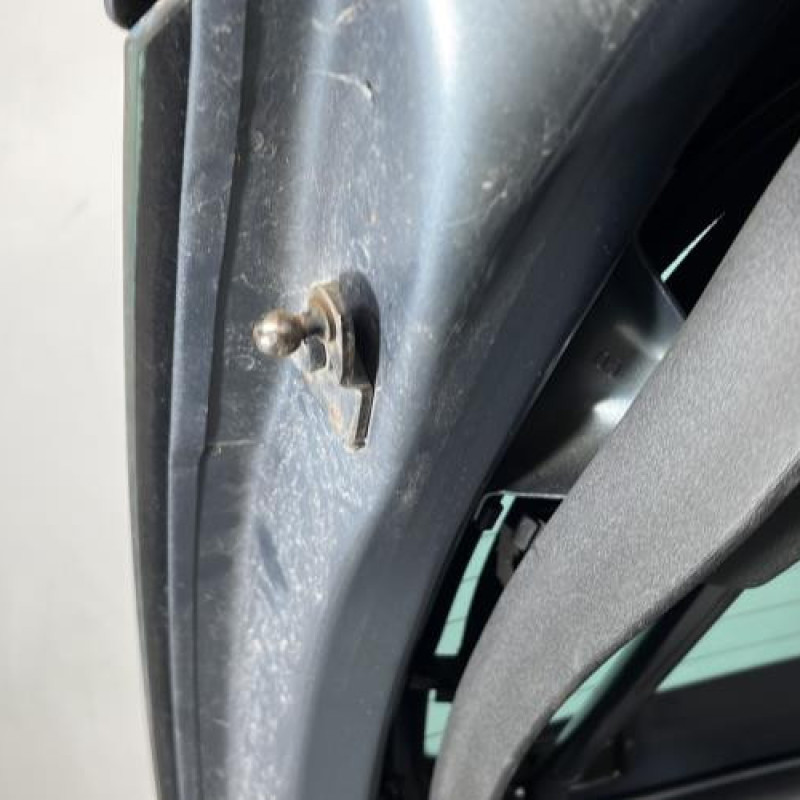 Malle/Hayon arriere CITROEN C4 GRAND PICASSO 1 Photo n°9