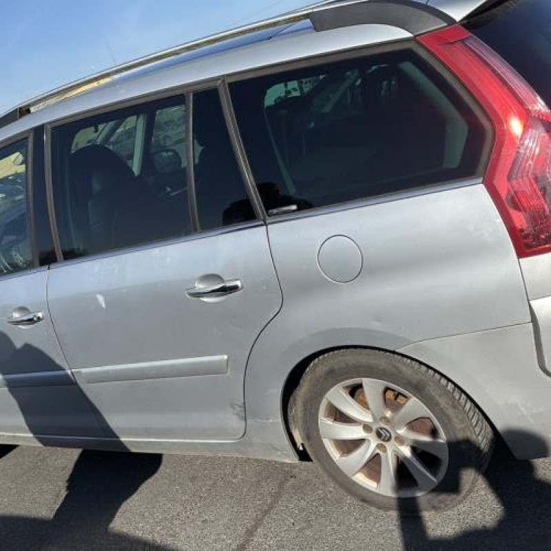 Malle/Hayon arriere CITROEN C4 GRAND PICASSO 1 Photo n°17