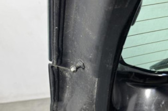 Malle/Hayon arriere DACIA DUSTER 1
