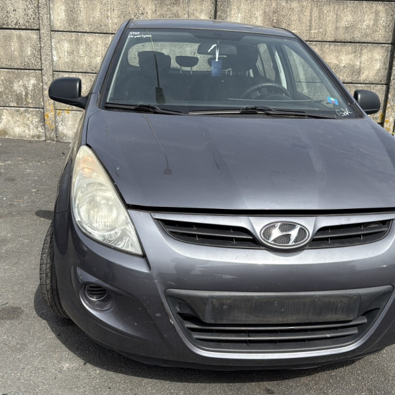 HYUNDAI I 20 1 PHASE 1 1.4 CRDI - 16V TURBO Photo n°8