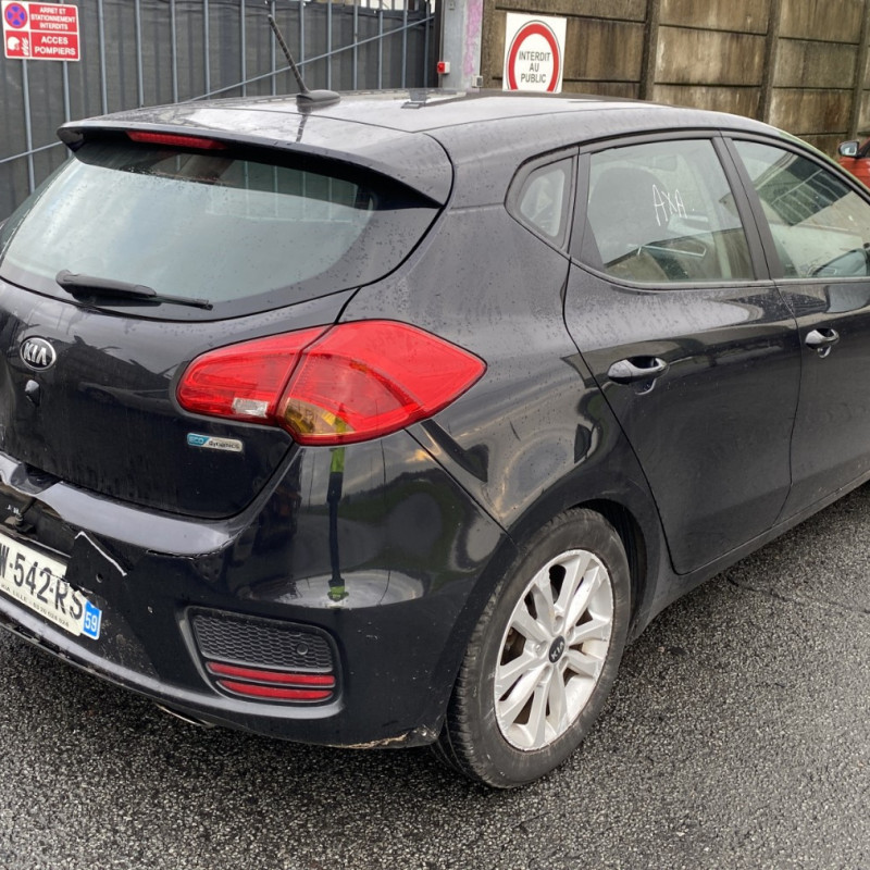 KIA CEE-D 2 PHASE 2 1.0 GDI - 12V TURBO Photo n°3
