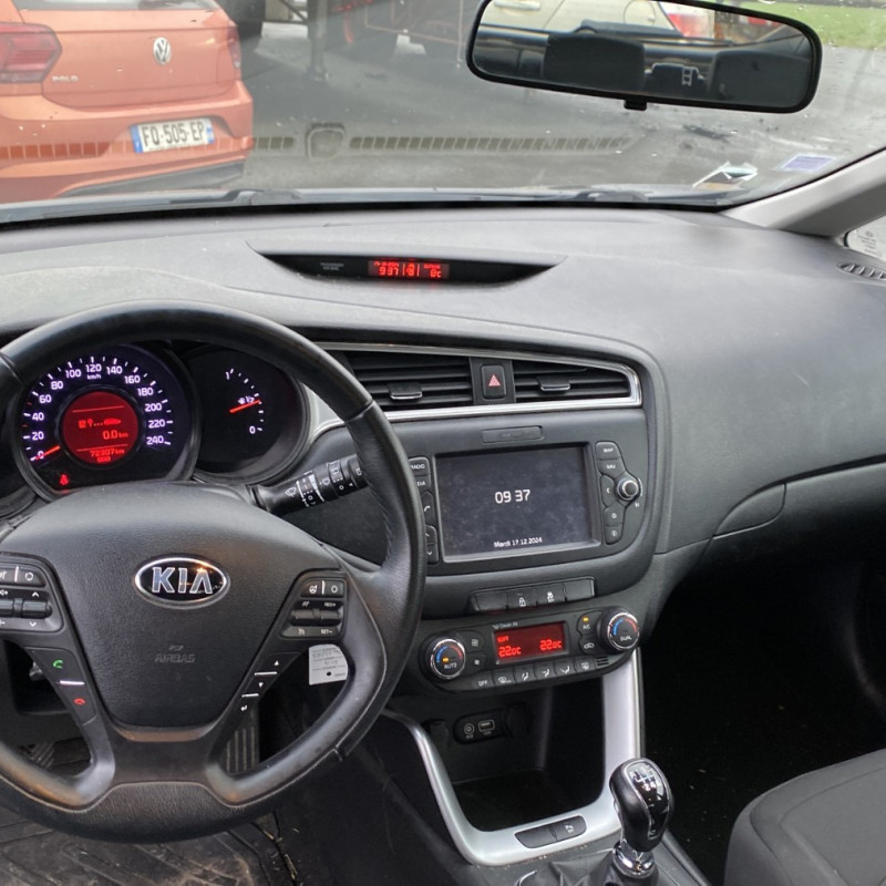 KIA CEE-D 2 PHASE 2 1.0 GDI - 12V TURBO Photo n°14