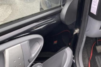 Pare choc avant PEUGEOT 107