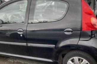 Pare choc avant PEUGEOT 107
