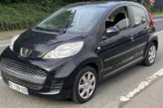 Pare choc avant PEUGEOT 107