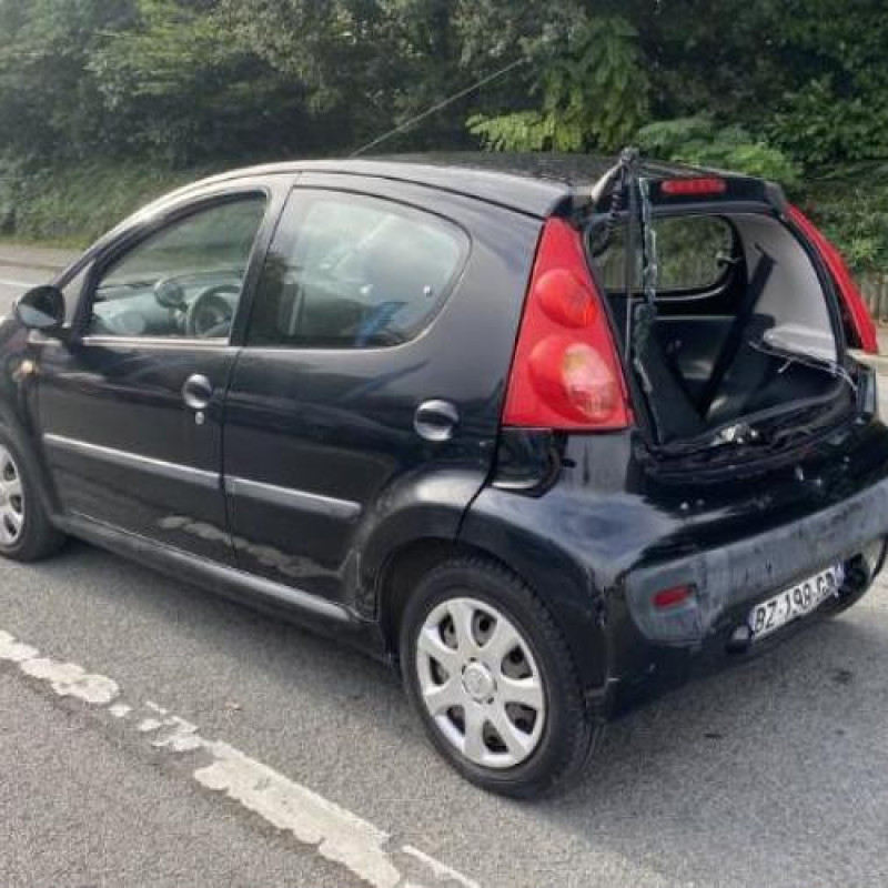 Pare choc avant PEUGEOT 107 Photo n°19