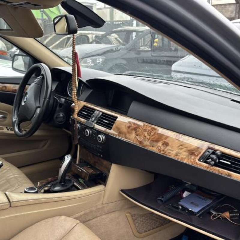 Cremaillere assistee BMW SERIE 5 E60 Photo n°13