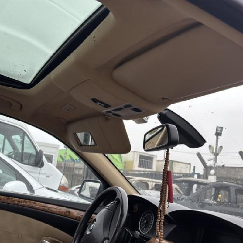 Cremaillere assistee BMW SERIE 5 E60 Photo n°14