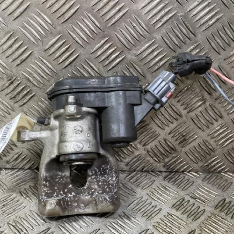 Etrier arriere droit (freinage) RENAULT CLIO 5 Photo n°3