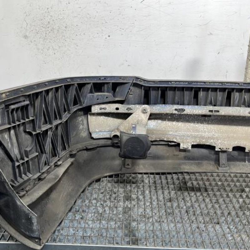 Pare choc arriere AUDI A4 1 Photo n°6