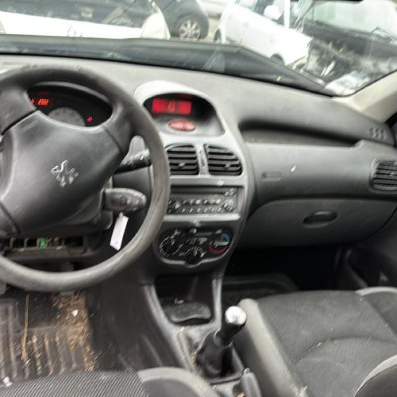 Pare choc arriere PEUGEOT 206 Photo n°18