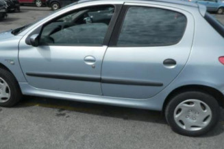 Pare choc arriere PEUGEOT 206