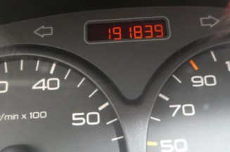 Pare choc arriere PEUGEOT 206