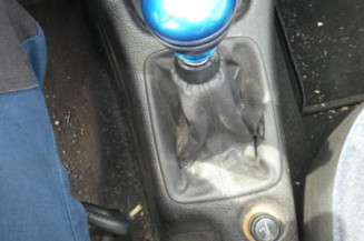 Pare choc arriere PEUGEOT 206