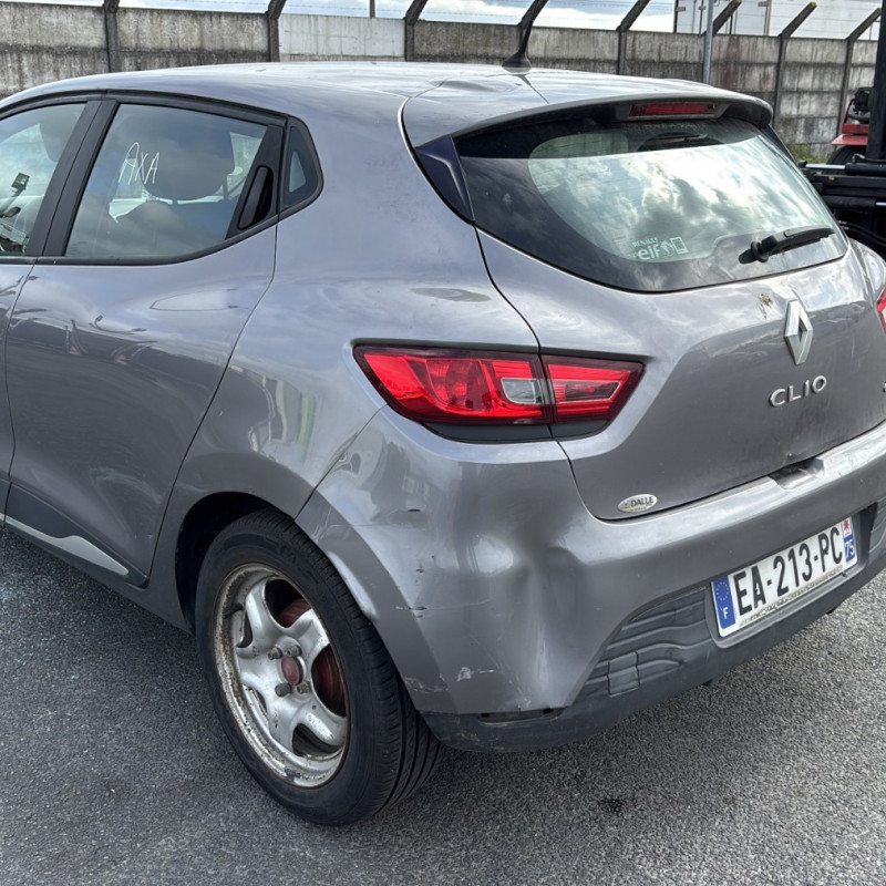 RENAULT CLIO 4 PHASE 1 1.5 DCI - 8V TURBO Photo n°4