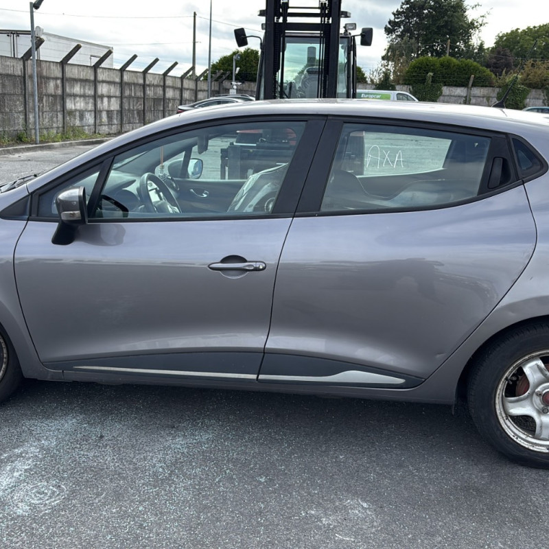 RENAULT CLIO 4 PHASE 1 1.5 DCI - 8V TURBO Photo n°7