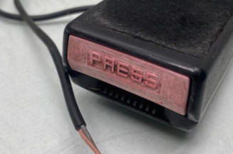 Attache ceinture avant gauche PEUGEOT 206