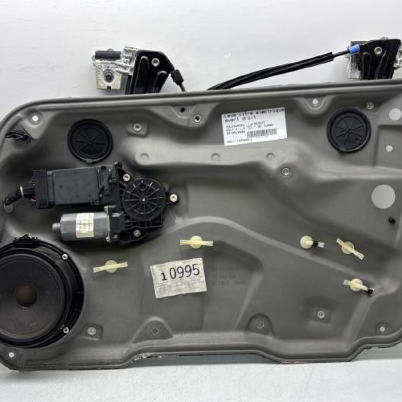 Leve vitre electrique avant droit VOLKSWAGEN GOLF 4 Photo n°1