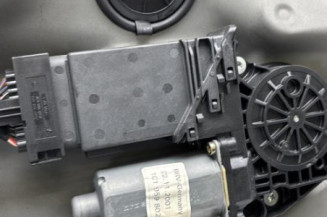 Leve vitre electrique avant droit VOLKSWAGEN GOLF 4