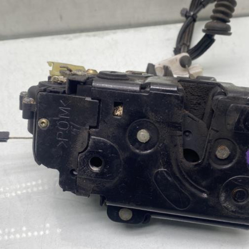 Serrure arriere gauche VOLKSWAGEN GOLF 4 Photo n°5