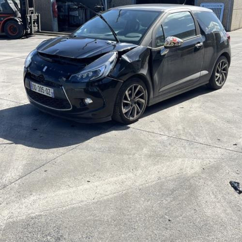 Pare choc arriere CITROEN DS3 Photo n°8