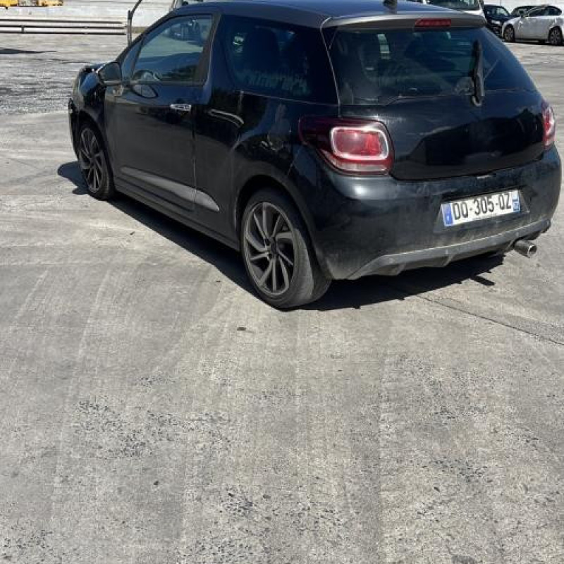 Pare choc arriere CITROEN DS3 Photo n°11