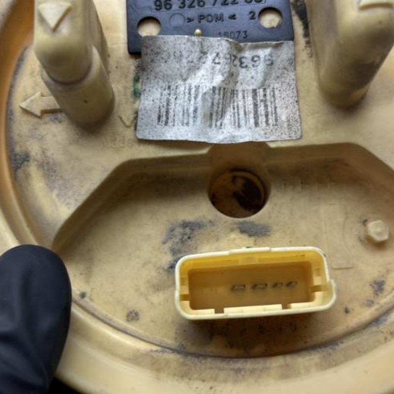 Pompe à carburant PEUGEOT 307 Photo n°3