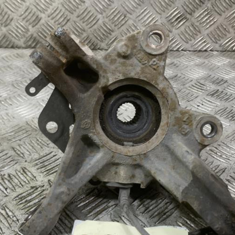 Pivot de moyeu avant droit RENAULT CLIO 4 Photo n°4