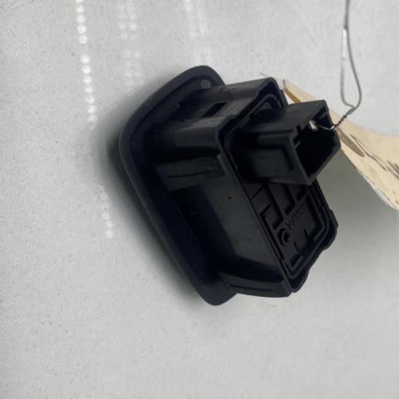 Interrupteur de leve vitre arriere gauche PEUGEOT 207 Photo n°3