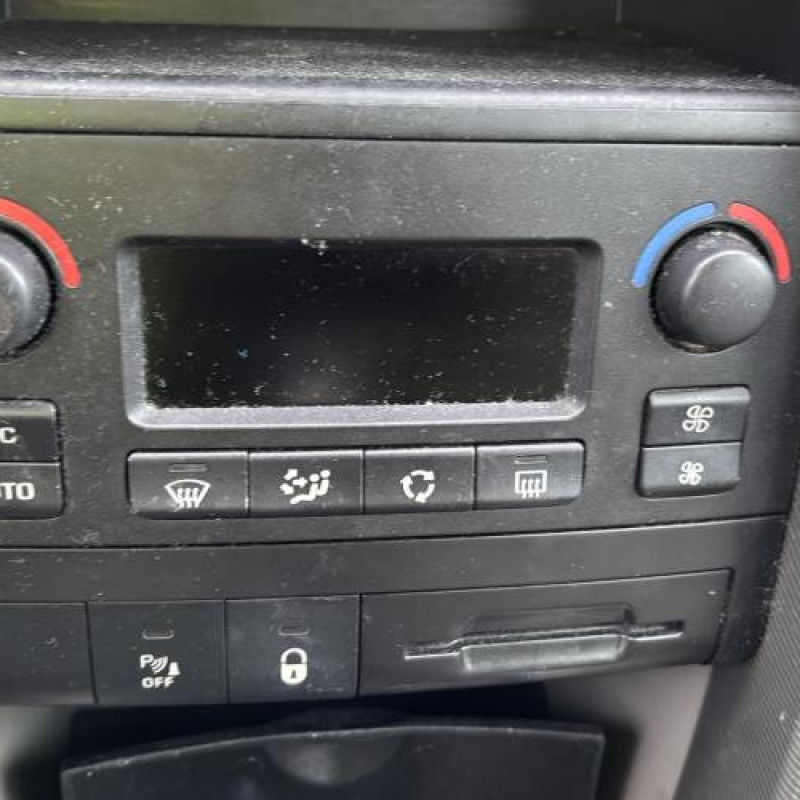 Interrupteur de leve vitre arriere gauche PEUGEOT 207 Photo n°20