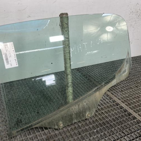 Vitre arriere gauche PEUGEOT 207