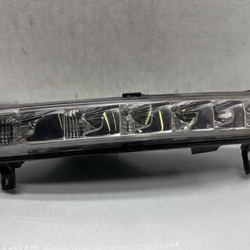 Feu diurne avant droit CITROEN C4 GRAND PICASSO 1 Photo n°1