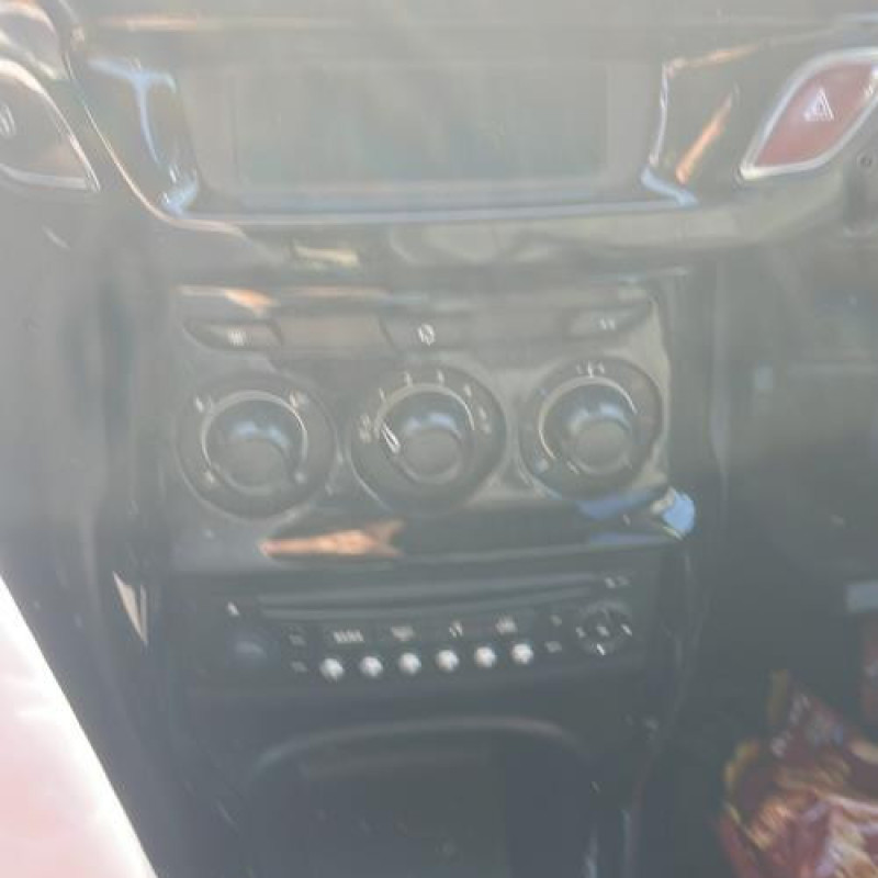 Porte avant gauche CITROEN C3 2 Photo n°17