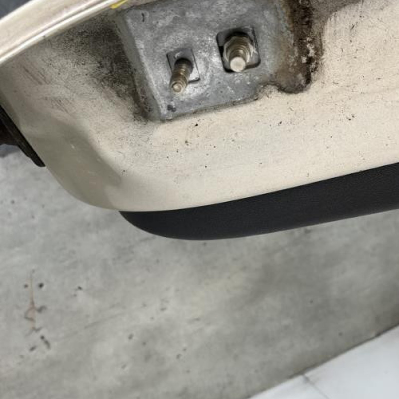 Porte arriere droit RENAULT CLIO 3 Photo n°4